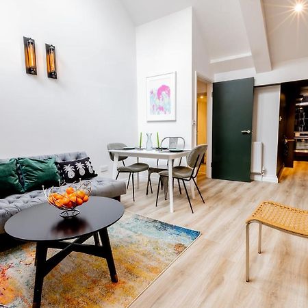 Modern 2 Bedroom Queen Street Apartment Норвич Экстерьер фото