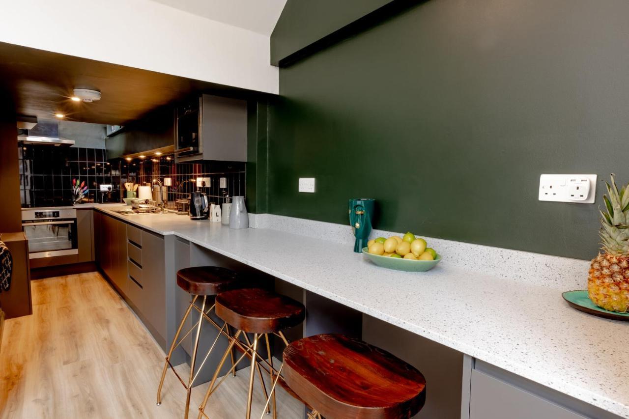 Modern 2 Bedroom Queen Street Apartment Норвич Экстерьер фото